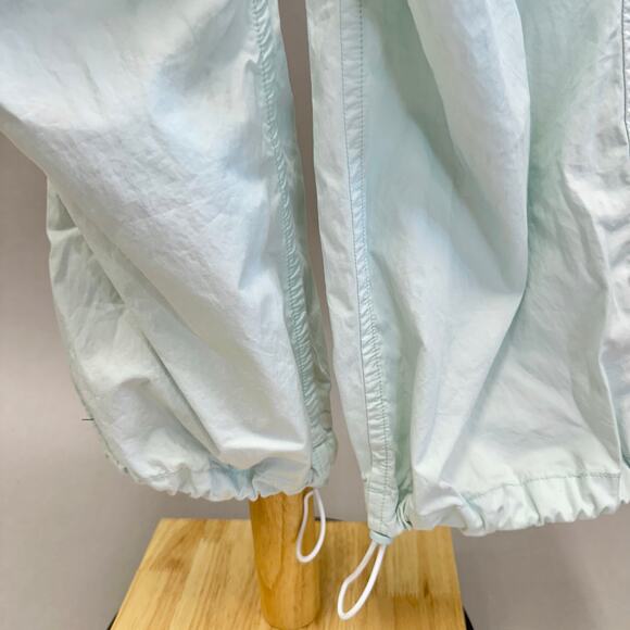 Agolde Ginerva Cargo Parachute Pant in Mochi-Mint Green Size Small Drawstring - Picture 14 of 16